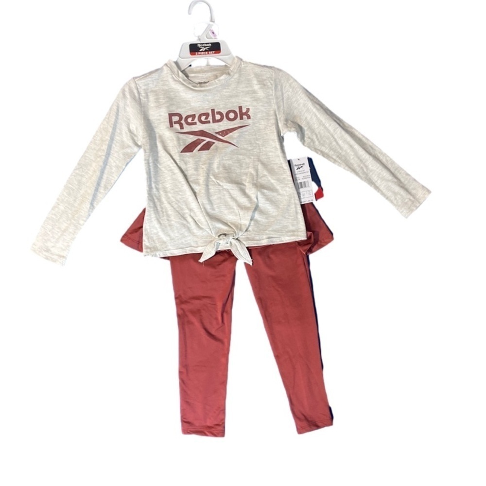 ⭐️ NWT- Reebok two-piece long sleeve with Sedona Rose Lurex Skegging set- US 6